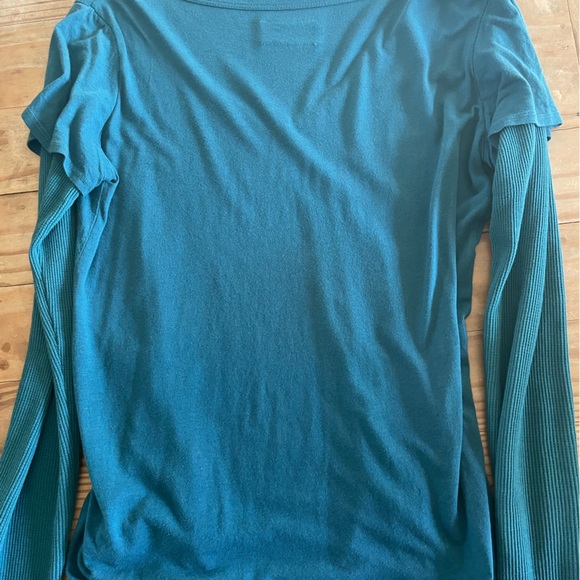 Women’s long sleeve 2-in-1 tee - Picture 2 of 5